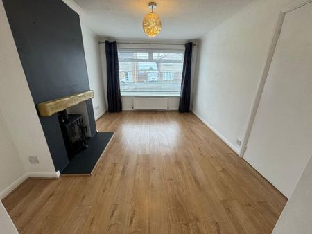 3 bedroom semi-detached house to rent - Photo 4