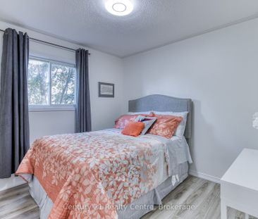 For Lease - 45 Hatch Street, Whitby, Ontario - Photo 6