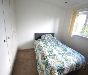 Ringmore Road, Bramhall - Photo 3