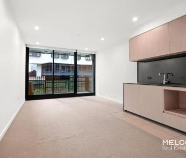 “ARCHITECTURAL ICON - UNFURNISHED TWO BEDROOMS” - Photo 1