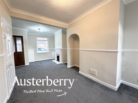 2 bedroom end of terrace house to rent - Photo 3