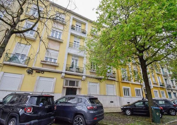 Apartamento T6 em Lisboa