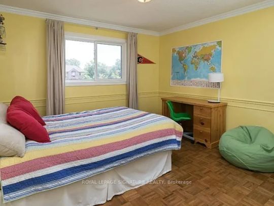 Detached Home For Lease | N9061837 - Photo 1