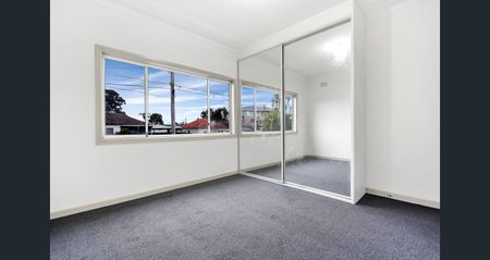 31 Northcott Street, South Wentworthville NSW 2145 - House For Rent | Domain - Photo 2