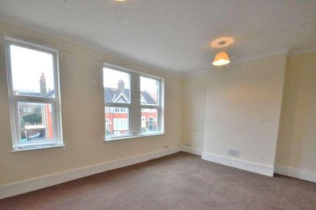 Upper Flat, Stonard Road, London, Greater London, N13 - Photo 2