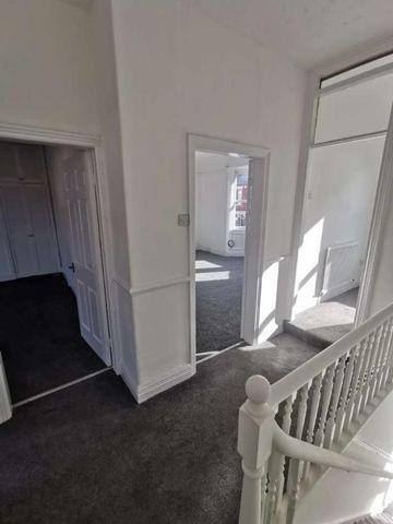 Gordon Road, South Shields, Tyne And Wear, NE34 - Photo 2