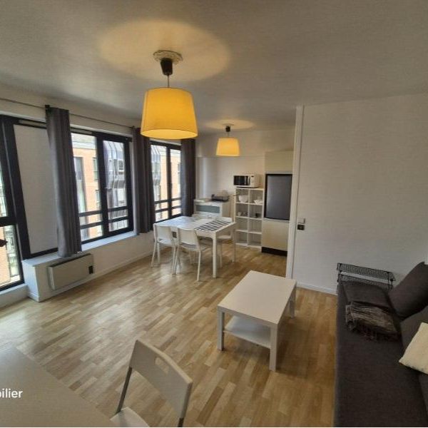 Appartement à Louer à LILLE 820 € - Photo 1