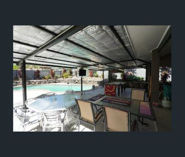 Spacious Family Home with Massive Shed and Pool – Room Available fo... - Photo 4