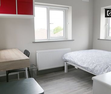 Bedroom 1- Bed 2 - Photo 4