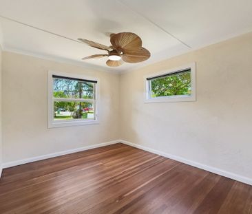 Renovated Ground Floor Unit in Prime Surfers Paradise Location - Photo 2