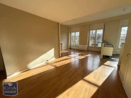 Appartement à louer 4 pièces 84.68m² - Photo 2