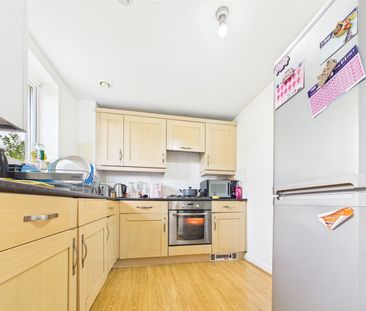 Admiralty Close, West Drayton, Middlesex, UB7 - Photo 1