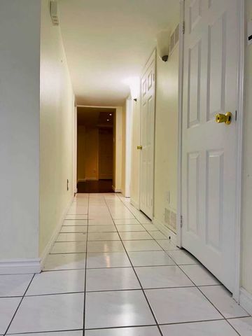 For Lease - 160 Galbraith Crescent, Markham, Ontario - Photo 5