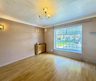3 Bedroom House - Terraced To Let - Photo 1