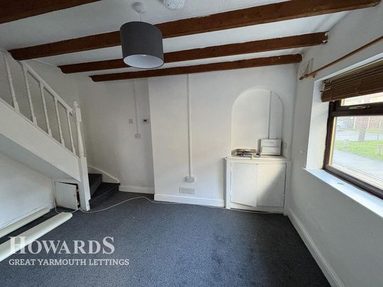 2 bedroom terraced house to rent - Photo 1