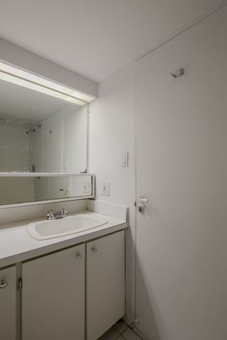 1975 Maisonneuve Blvd West - Photo 5