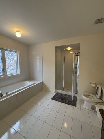 For Lease - 276 The Bridle Walk N/A, Markham, Ontario - Photo 4