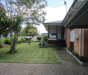 Large Family House, Save Hundred dollars each month on electricity ... - Photo 3