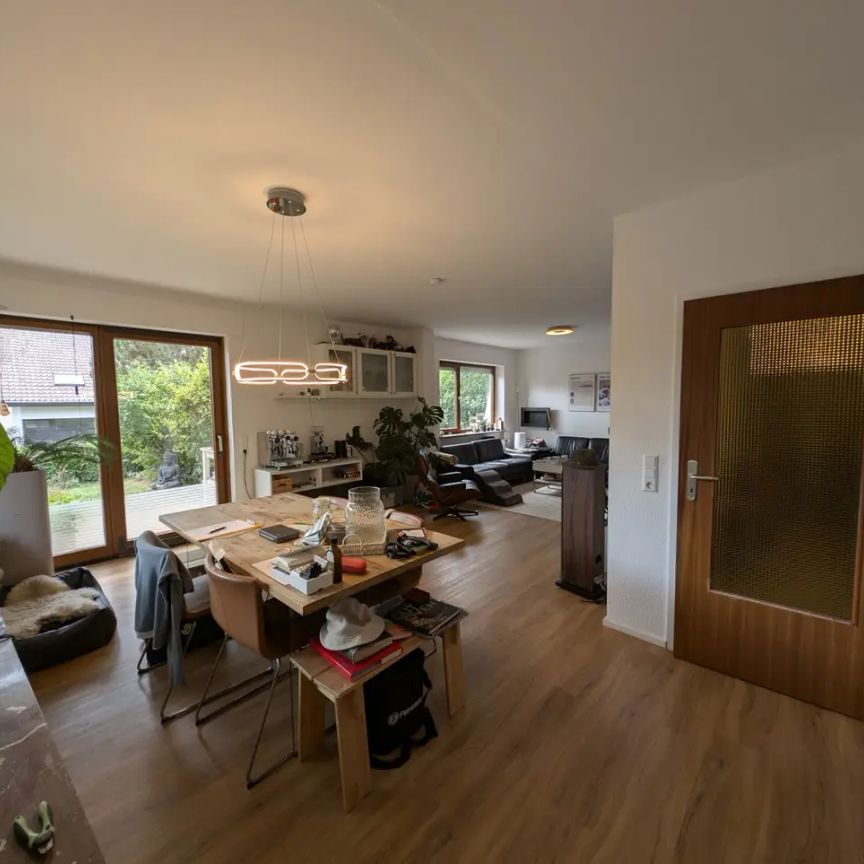 Geräumige Doppelhaushälfte mit schönem großen Garten, frei ab Januar 2026! - Photo 1