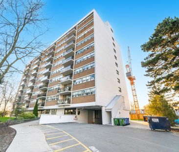 For Lease - 212 Kerr Street Unit# 904, Oakville, Ontario - Photo 3