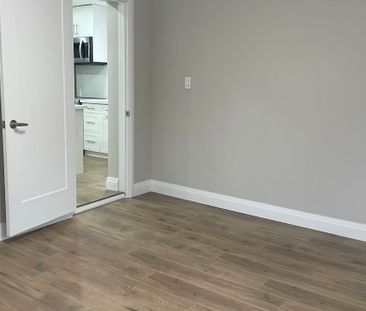 For Lease - 136 Edgemont Street, Hamilton, Ontario - Photo 4