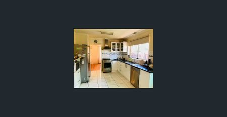 Just for the family! - Photo 4