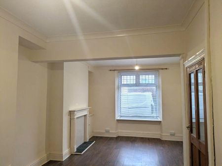 3 bedroom terraced house to rent - Photo 5
