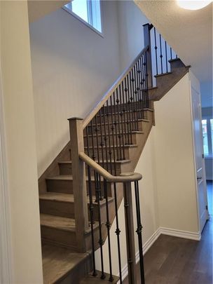 For Lease - 20 Concord Drive, Thorold, Ontario - Photo 1