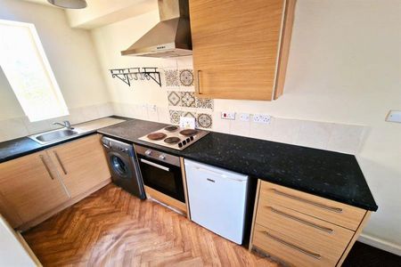 2 Bedroom Apartment Available Arranging tenancy - Photo 5