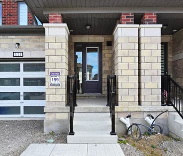 For Lease - 111 Corley Street, Kawartha Lakes, Ontario - Photo 3