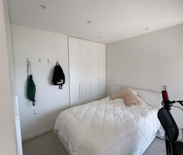 South Melbourne - Photo 2