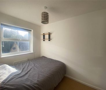 2 bedroom semi-detached house to rent - Photo 3