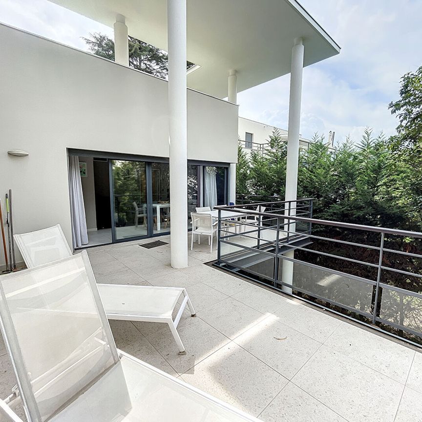 Location appartement 3 pièces, 64.58m², Cannes - Photo 1