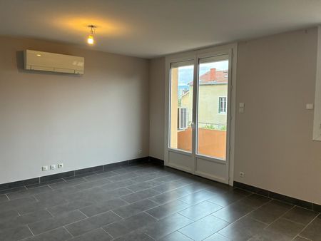 Location Appartement 4 pièces 62m² VALENCE 26000 - Photo 3