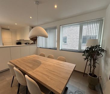 Appartement met twee autostaanplaatsen - Foto 3