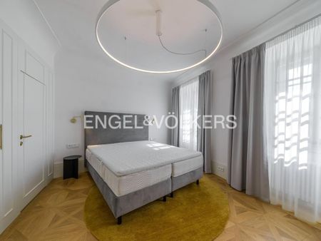 Pronájem bytu 3+1 98 m2 - Fotografie 3