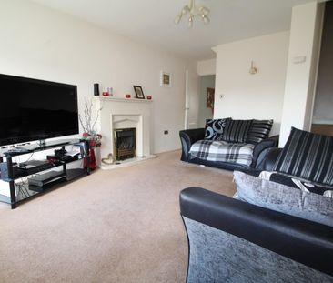 2 bedroom house to rent - Photo 1