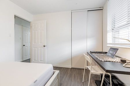 For Lease - 236 Albion Road Unit# 305, Toronto, Ontario - Photo 4