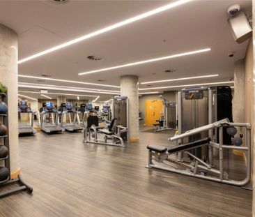 Studio Flat, Duckman Tower, E14 - Photo 1