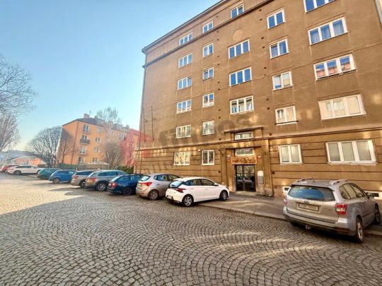 Pronájem bytu 1+1 38 m - Fotografie 1