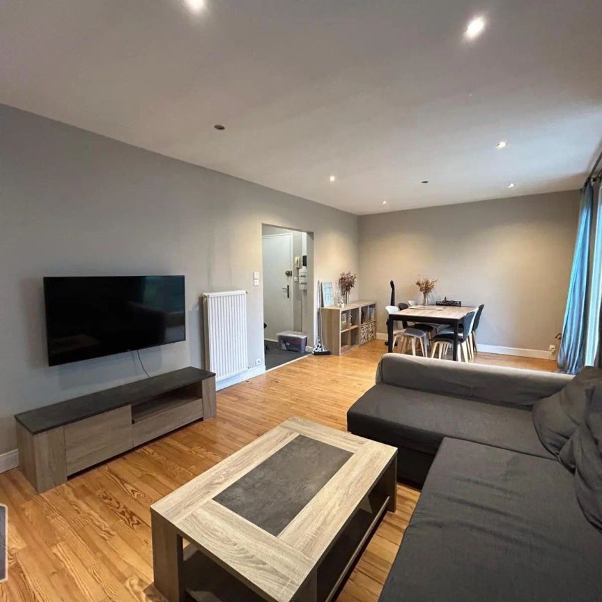 Appartement à louer 3 pièces 71.7m² - Photo 1