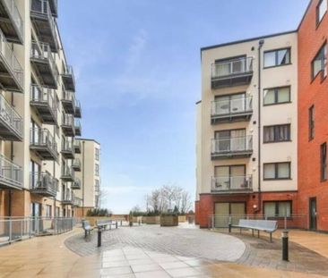 2 Bed Flat, Perth Road, IG2 - Photo 6