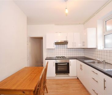 Carr Road, London - Photo 6