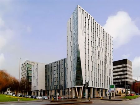 Block B Superior En Suite Floors 7-10 - Photo 2