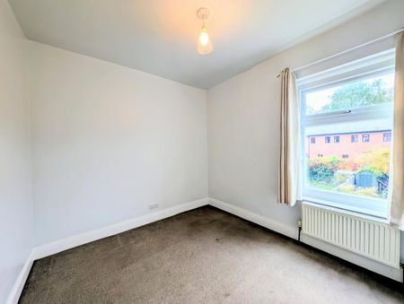 2 bedroom terraced house to rent - Photo 5
