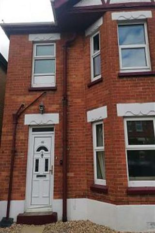 Bedroom Detached House In Winton, BH9 - Photo 3