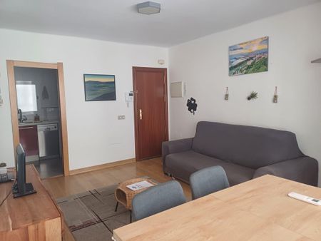 Piso de alquiler en Perchel Norte - Photo 3