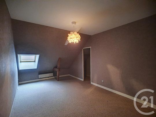 Location Appartement 3 pièces 85m² CREPY EN VALOIS 60800 - Photo 1