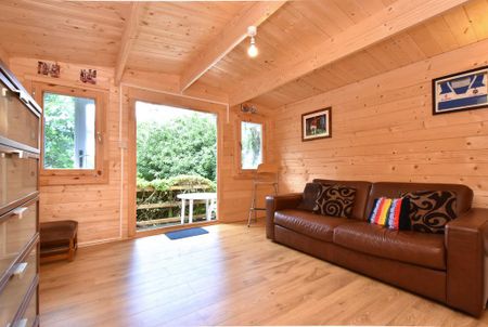 5 bedroom terraced house to rent - Photo 5