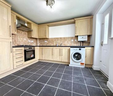 3 bedroom terraced house to rent - Photo 6